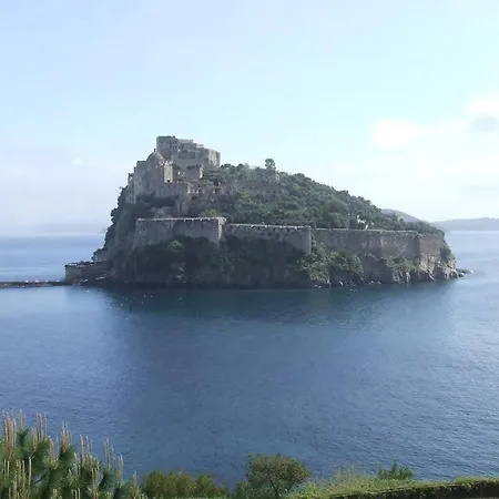 Maria Ischia